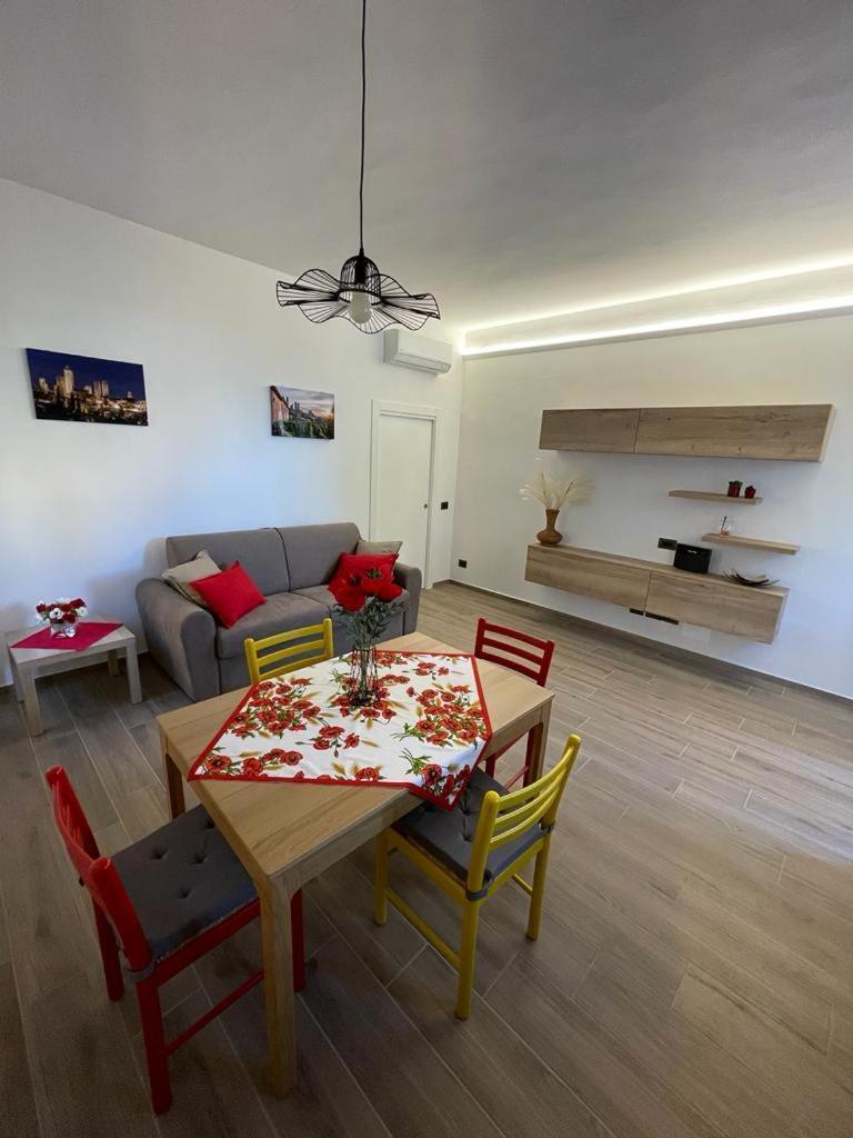 Апартаменты La Casina Di Cinzia Сан-Джиминьяно Экстерьер фото