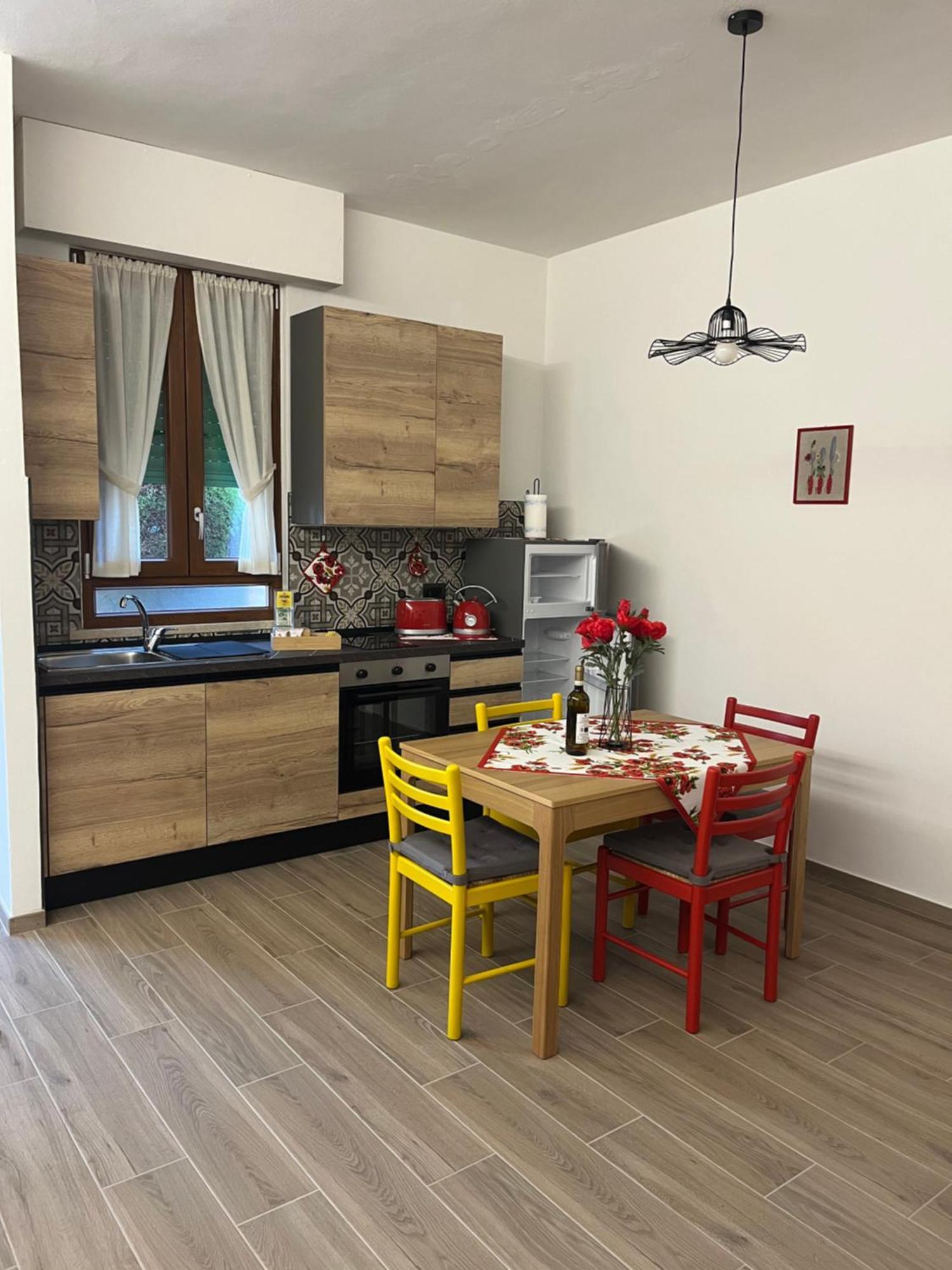 Апартаменты La Casina Di Cinzia Сан-Джиминьяно Экстерьер фото
